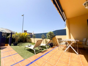 Meloneras Oasis 44 by Tenpropertiesgc